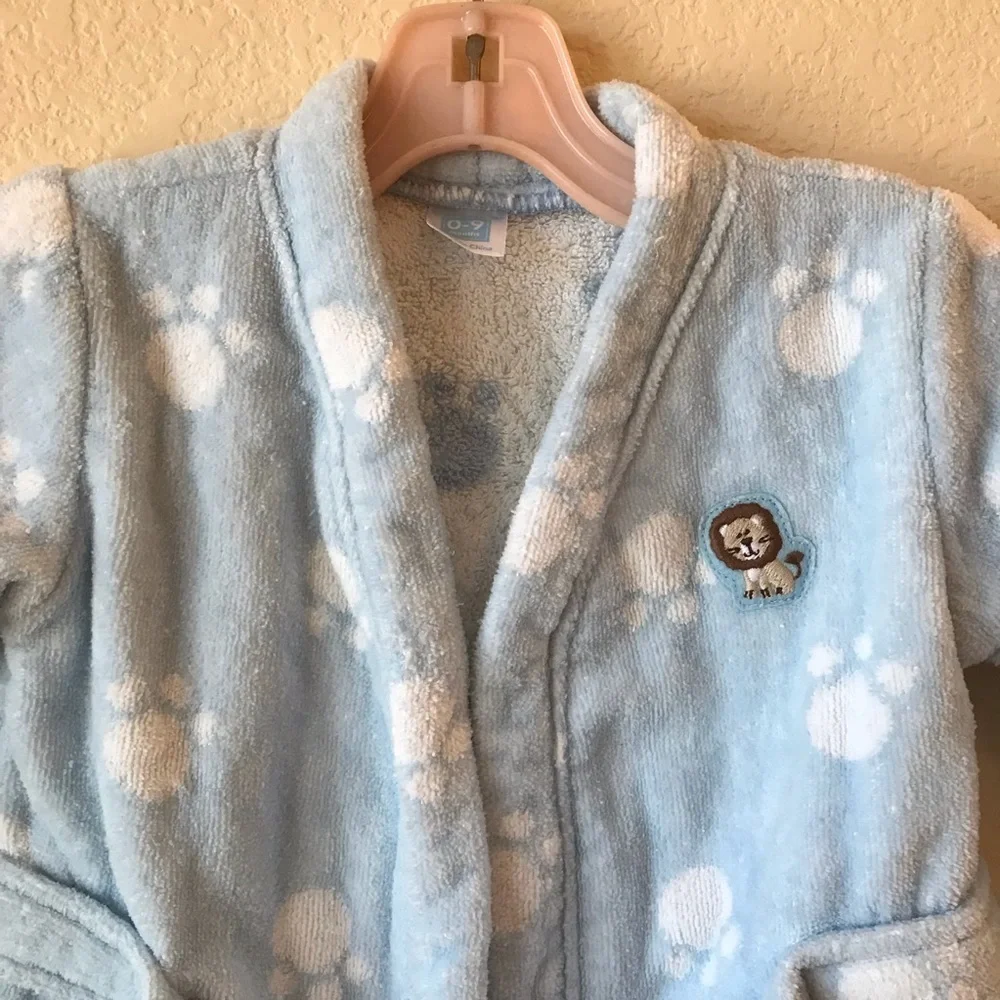 Carters Baby Blue Bathrobe Size 0 to 9 Months Paw Prints Lion Patch Cotton